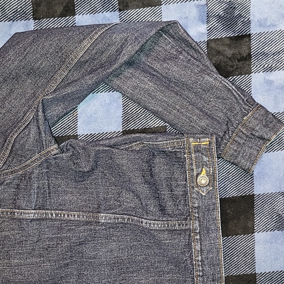 Y2k. Guess. Denim Jacket. Like-new. Women's size XL - Picture 12 of 13